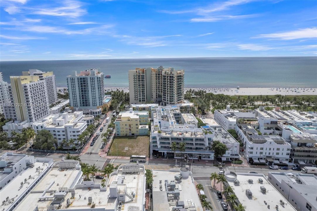 For Sale: $295,000 (0 beds, 1 baths, 500 Square Feet)