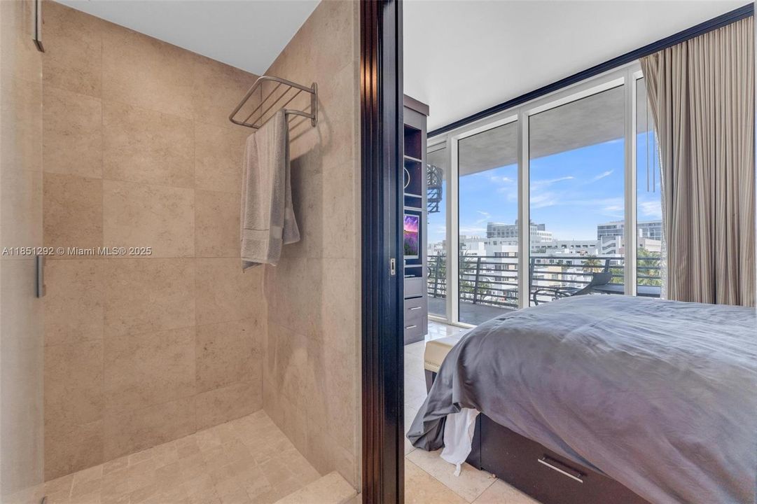 For Sale: $295,000 (0 beds, 1 baths, 500 Square Feet)