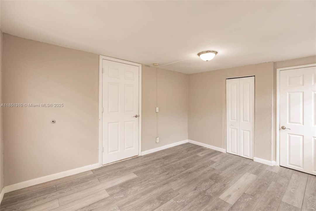 Недавно продано: $339,900 (2 спален, 1 ванн, 848 Квадратных фут)