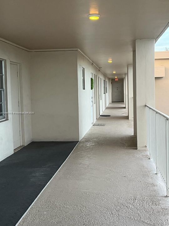 En Venta: $280,000 (2 camas, 2 baños, 1100 Pies cuadrados)