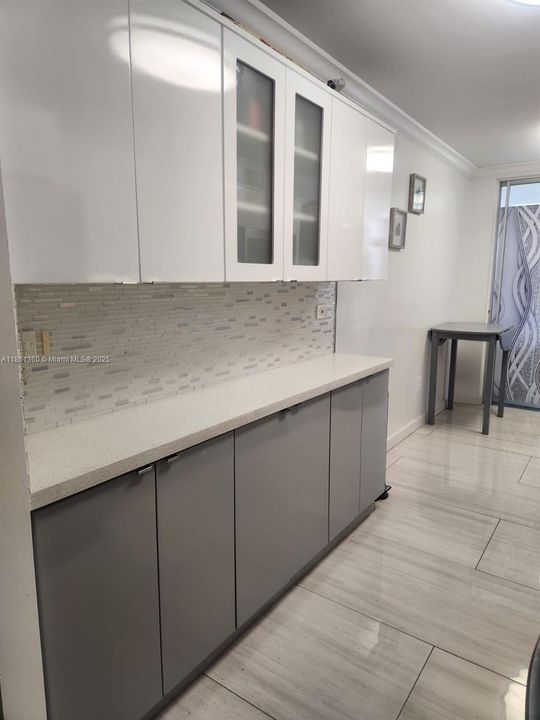 For Sale: $275,000 (2 beds, 2 baths, 1674 Square Feet)