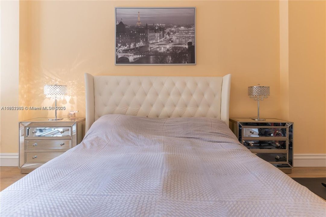 For Sale: $690,000 (2 beds, 2 baths, 1708 Square Feet)