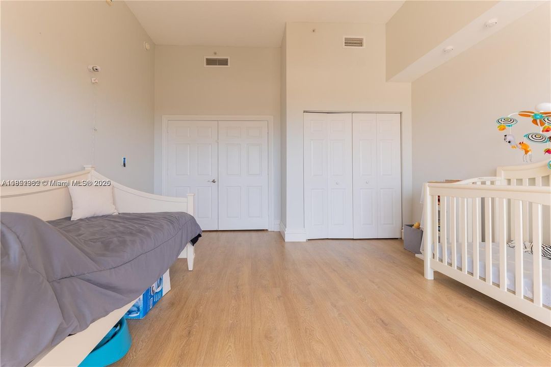 For Sale: $690,000 (2 beds, 2 baths, 1708 Square Feet)