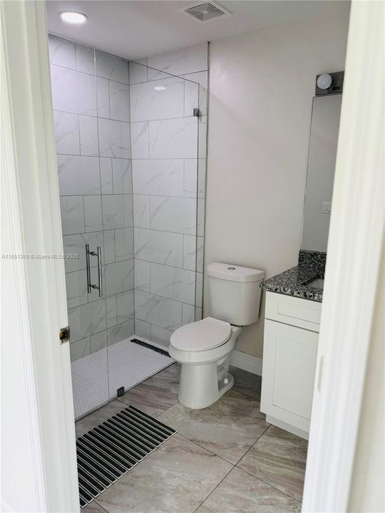 For Rent: $1,900 (3 beds, 2 baths, 1192 Square Feet)