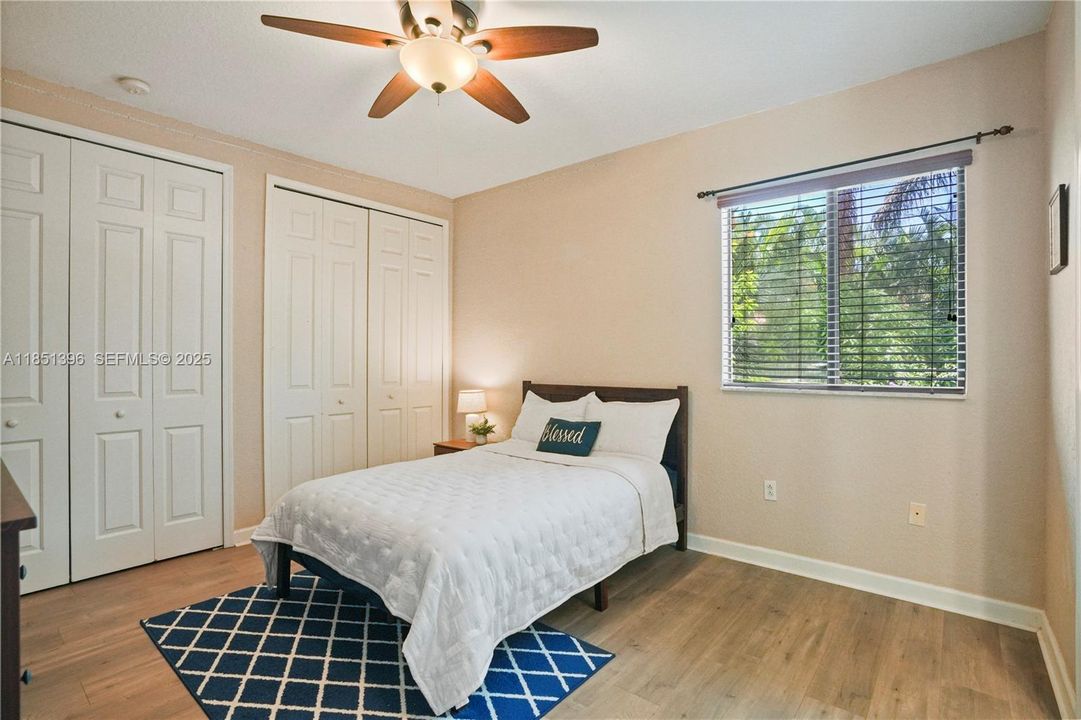 For Sale: $930,000 (5 beds, 4 baths, 3399 Square Feet)