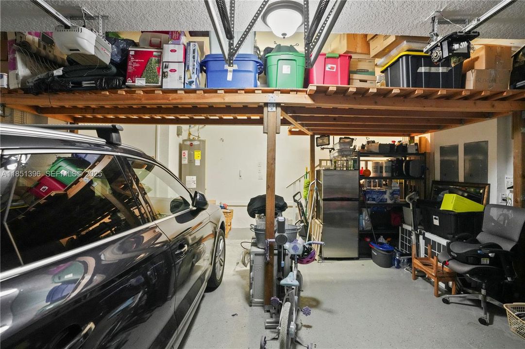 For Sale: $930,000 (5 beds, 4 baths, 3399 Square Feet)