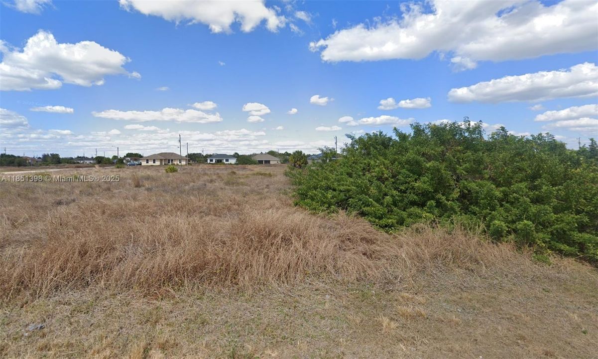 En Venta: $65,000 (0.25 acres)