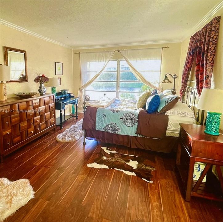 Recientemente alquilado: $1,600 (1 camas, 1 baños, 900 Pies cuadrados)