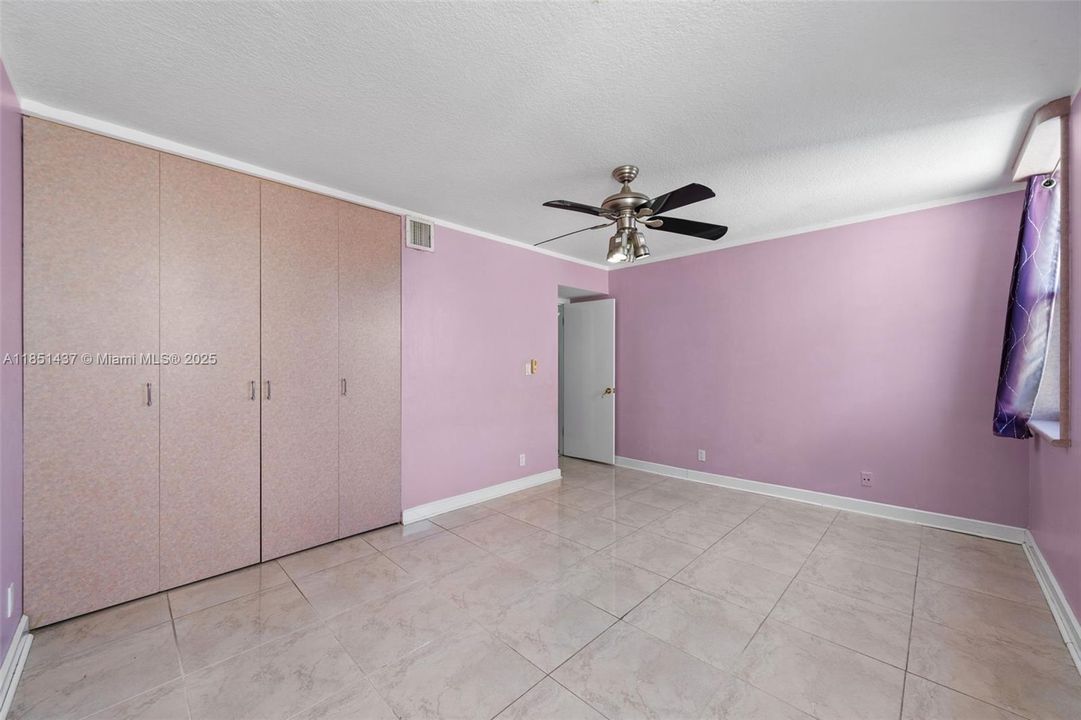 Recently Sold: $274,900 (2 beds, 2 baths, 1150 Square Feet)