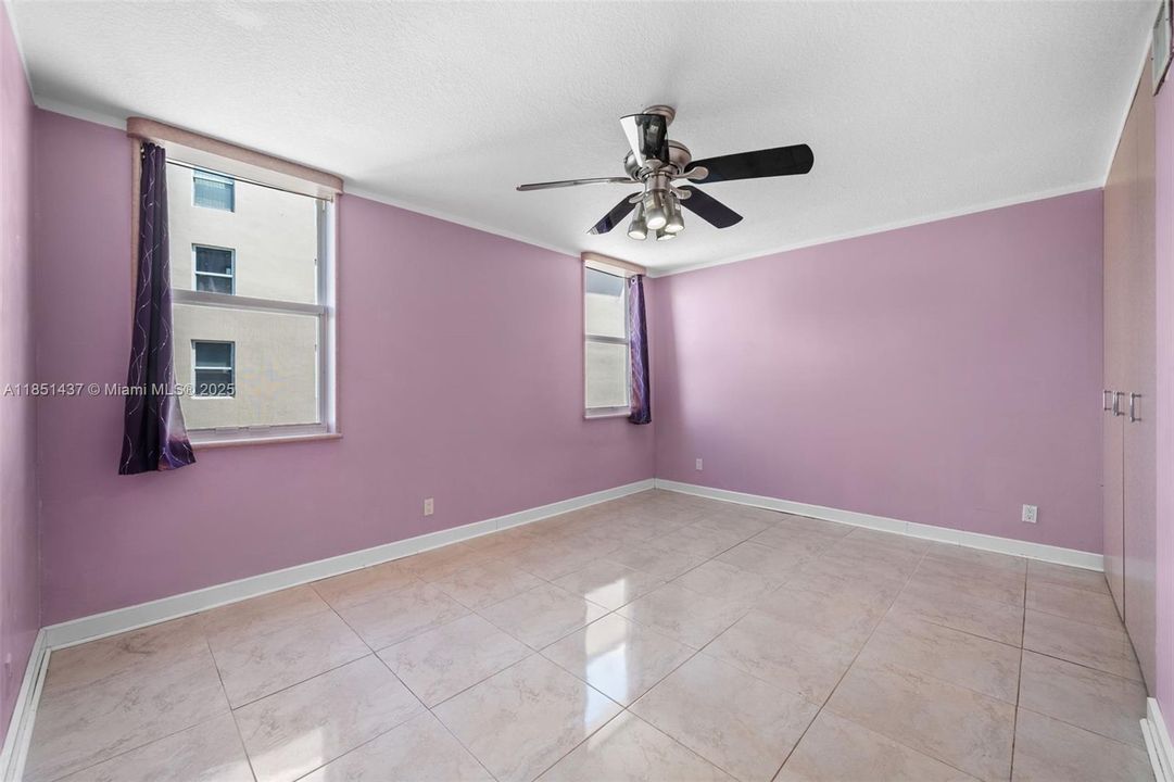 Recently Sold: $274,900 (2 beds, 2 baths, 1150 Square Feet)