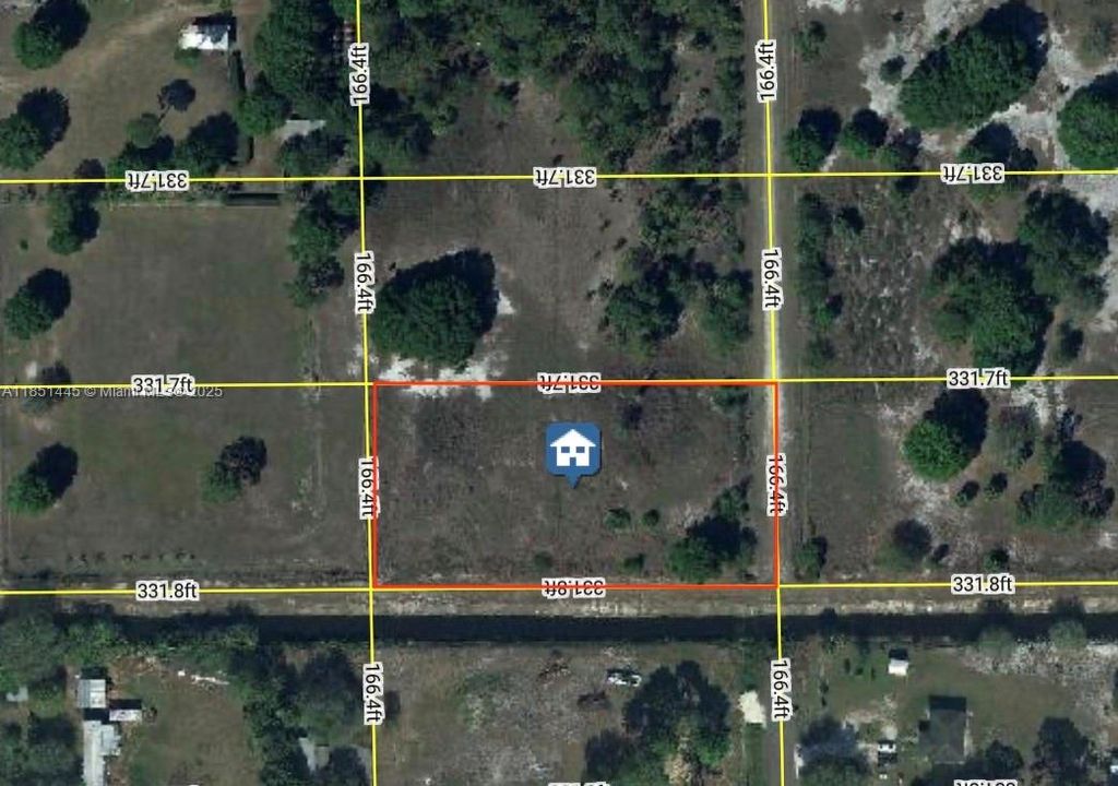 Vendido Recientemente: $50,000 (1.25 acres)