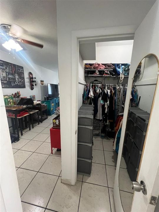 Vendido Recientemente: $185,000 (0 camas, 1 baños, 440 Pies cuadrados)
