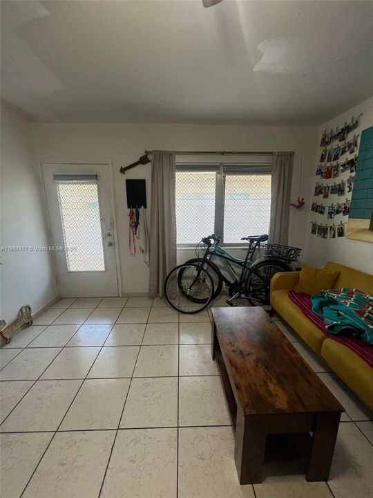 Vendido Recientemente: $185,000 (0 camas, 1 baños, 440 Pies cuadrados)
