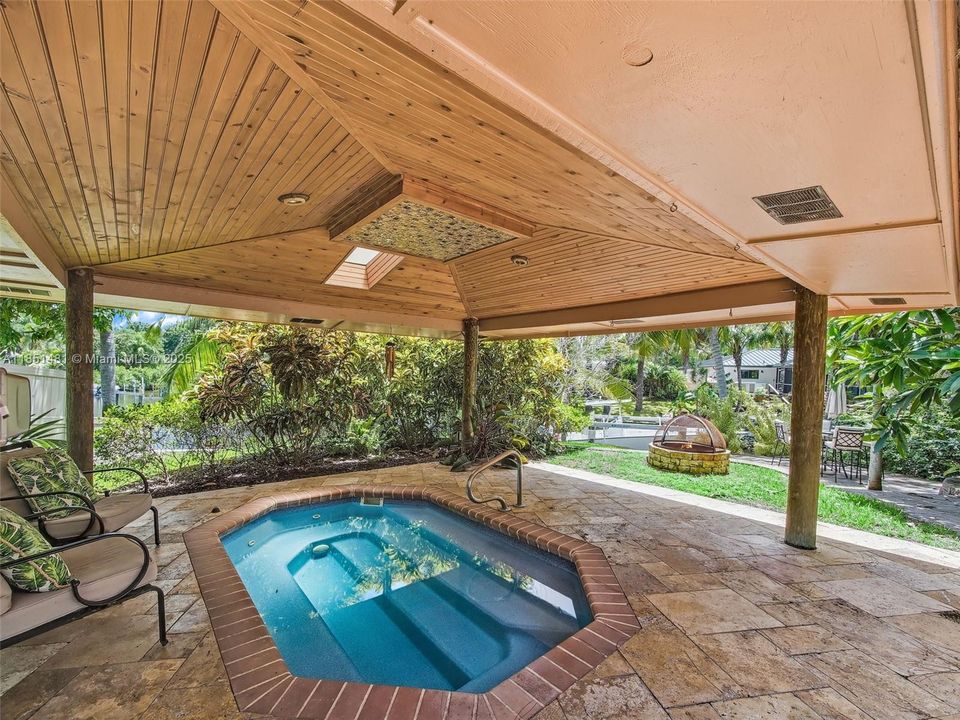 待售: $840,000 (3 贝兹, 2 浴室, 2263 平方英尺)