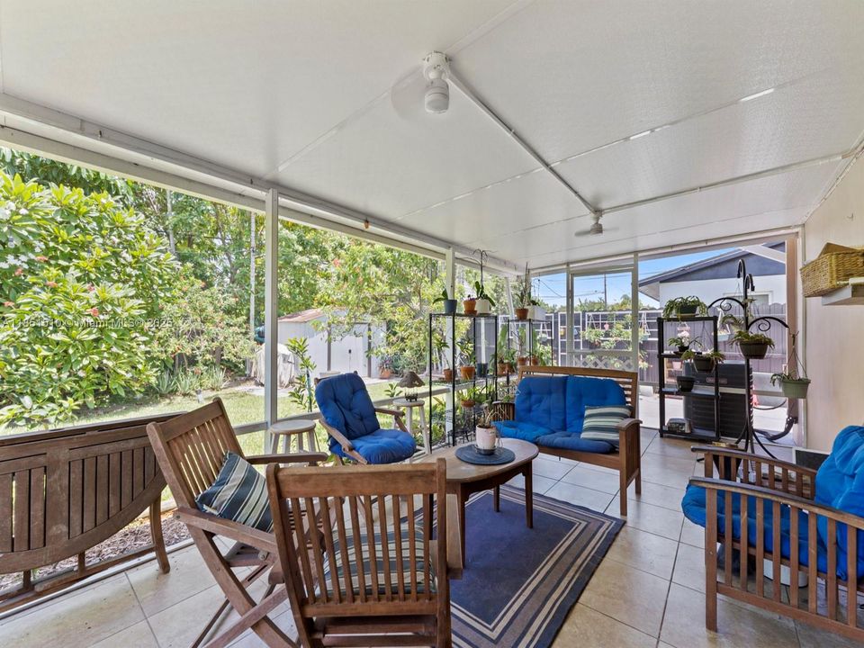 Recently Sold: $634,900 (3 beds, 2 baths, 1766 Square Feet)