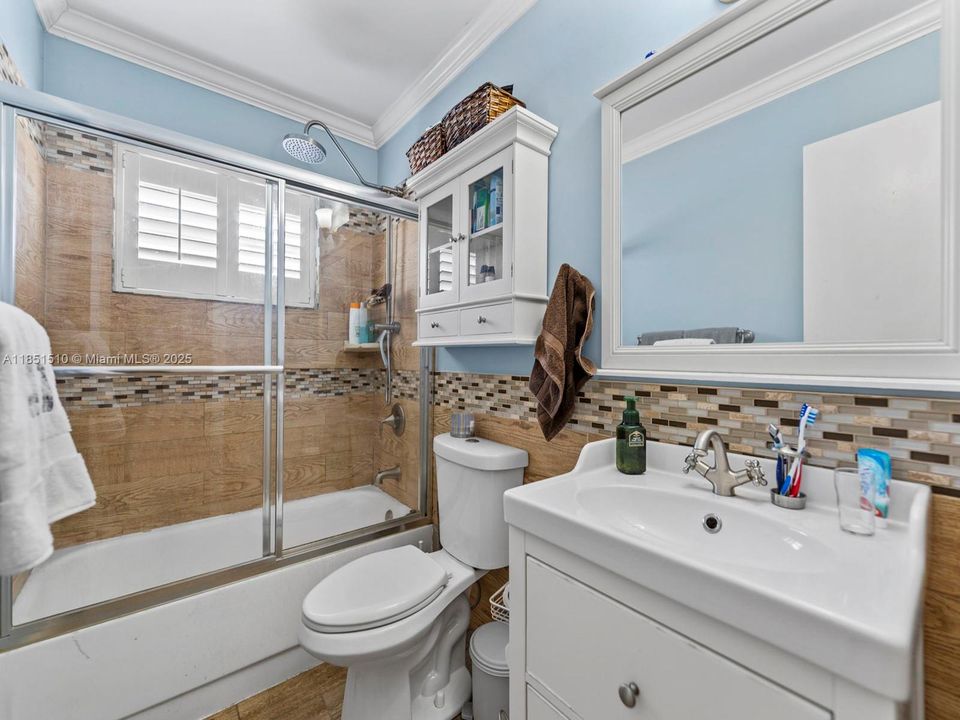 Recently Sold: $634,900 (3 beds, 2 baths, 1766 Square Feet)