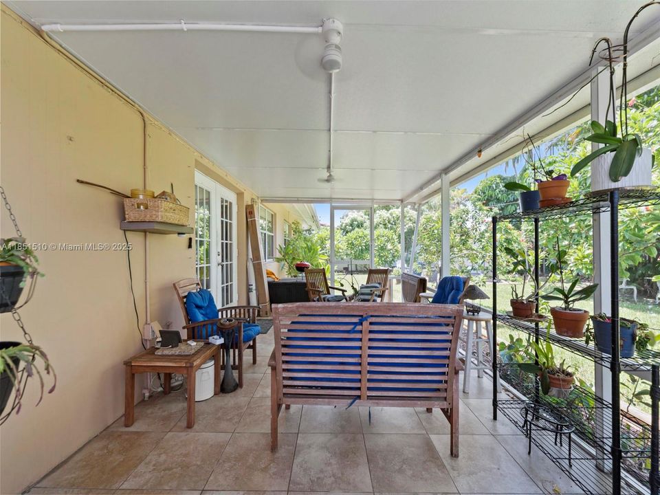 Recently Sold: $634,900 (3 beds, 2 baths, 1766 Square Feet)