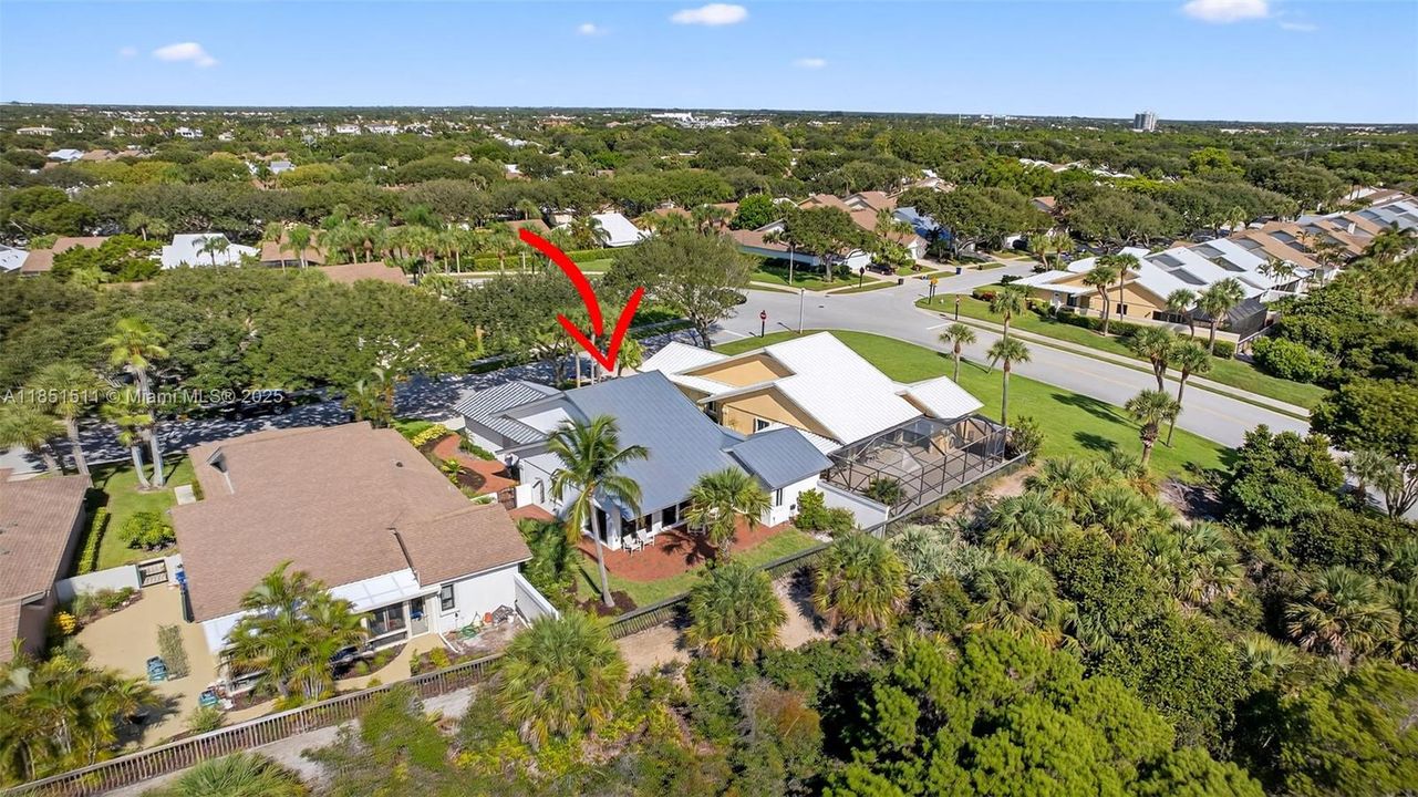 Activo con contrato: $1,385,000 (3 camas, 2 baños, 1889 Pies cuadrados)