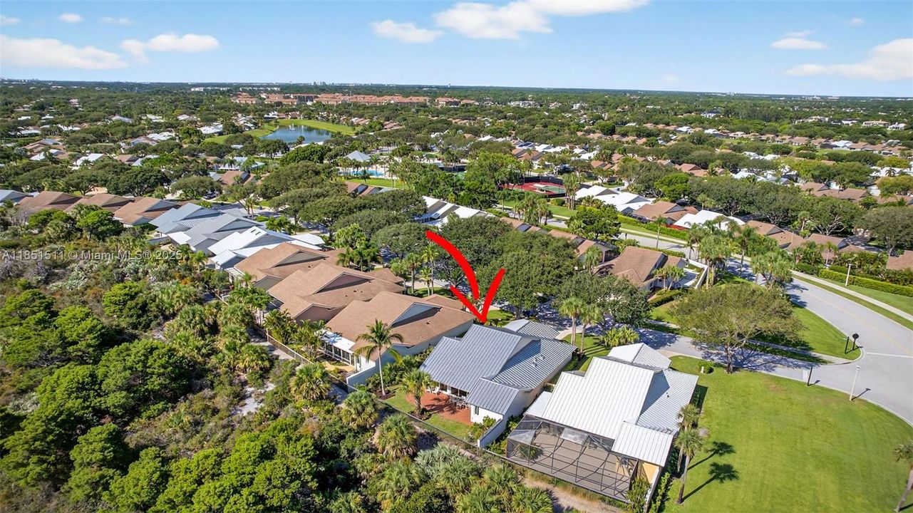 Activo con contrato: $1,385,000 (3 camas, 2 baños, 1889 Pies cuadrados)