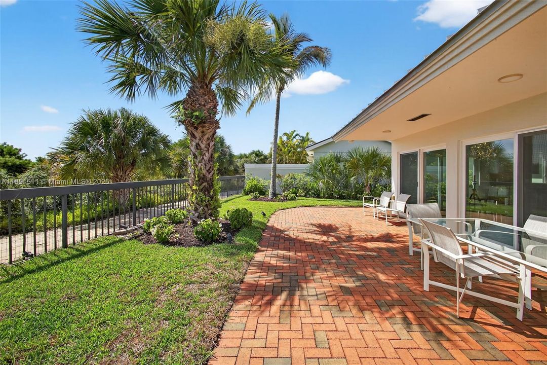 Activo con contrato: $1,385,000 (3 camas, 2 baños, 1889 Pies cuadrados)