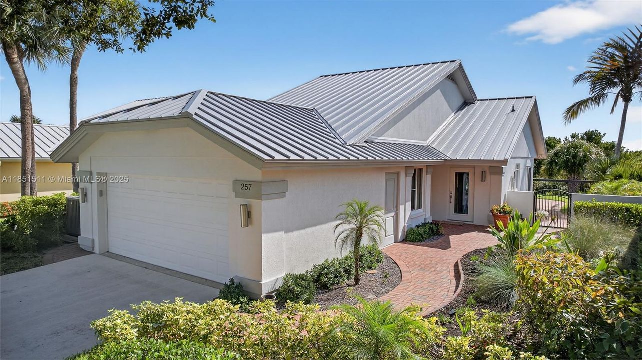 Activo con contrato: $1,385,000 (3 camas, 2 baños, 1889 Pies cuadrados)