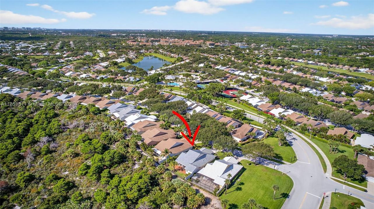 Activo con contrato: $1,385,000 (3 camas, 2 baños, 1889 Pies cuadrados)