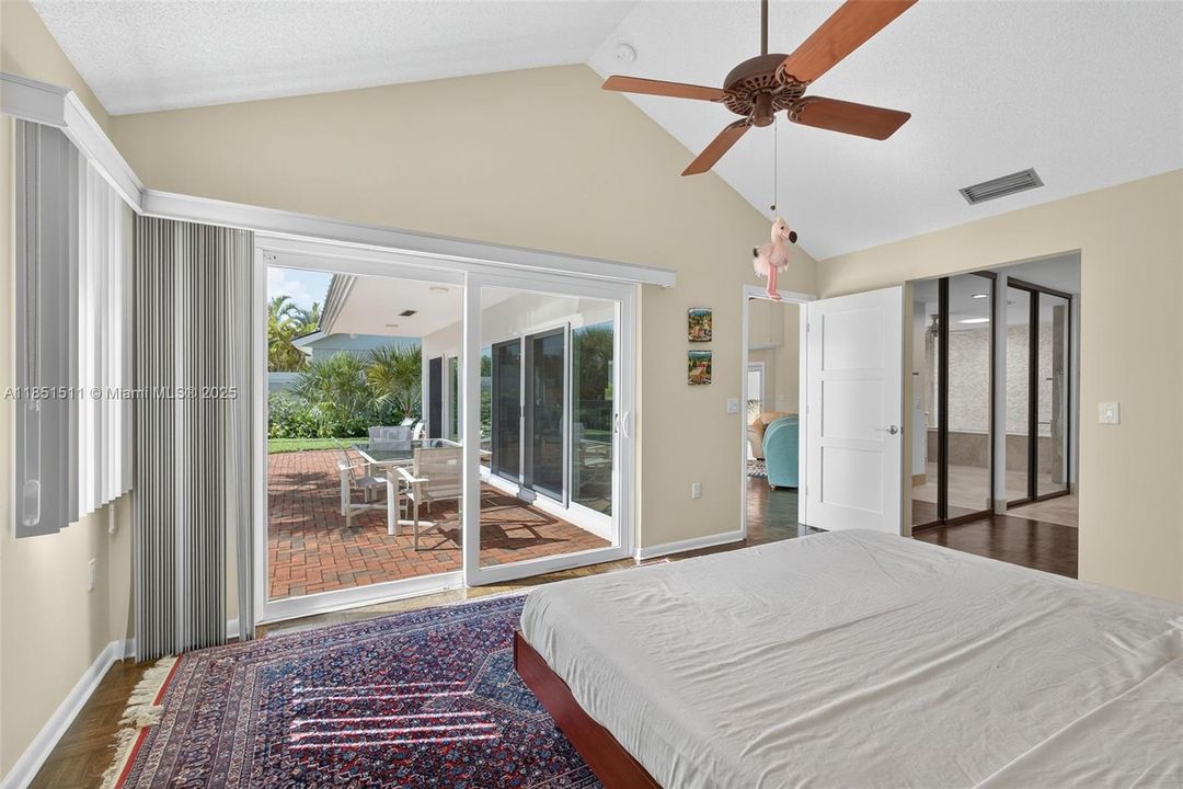 Activo con contrato: $1,385,000 (3 camas, 2 baños, 1889 Pies cuadrados)