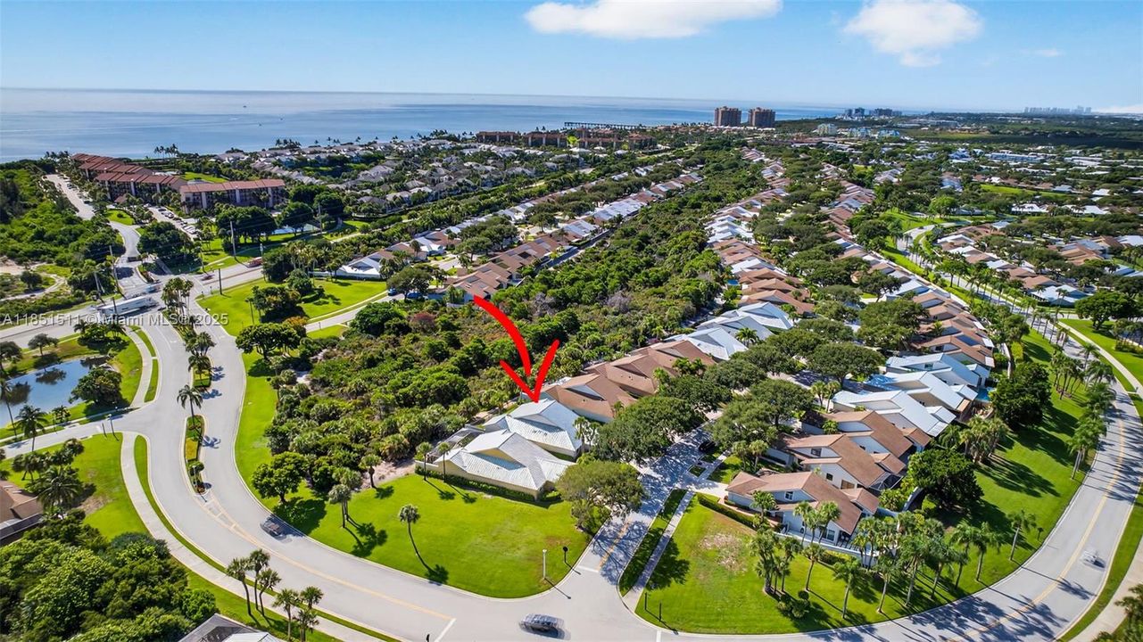 Activo con contrato: $1,385,000 (3 camas, 2 baños, 1889 Pies cuadrados)