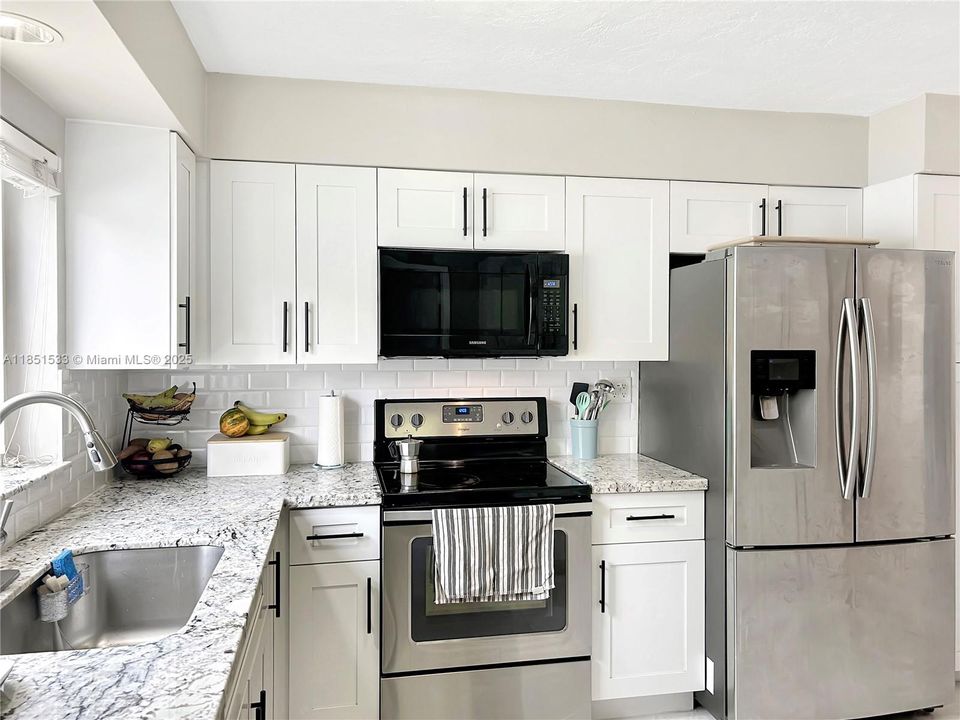 Recently Sold: $660,000 (4 beds, 2 baths, 1709 Square Feet)