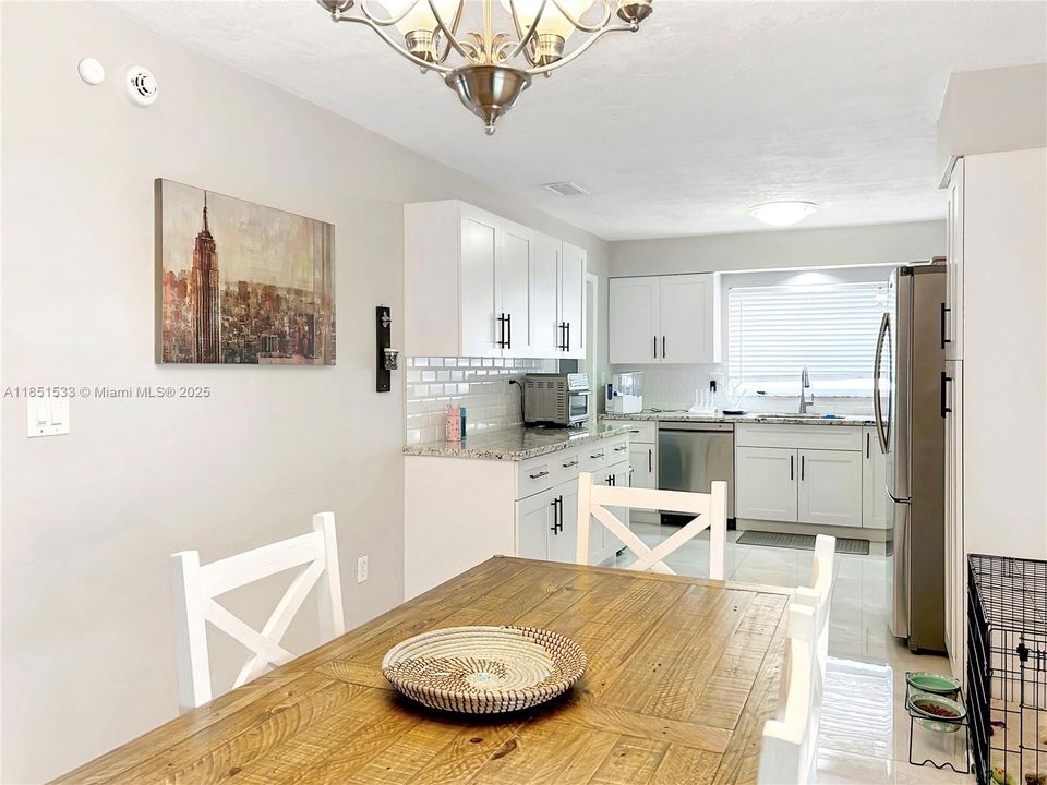 Recently Sold: $660,000 (4 beds, 2 baths, 1709 Square Feet)