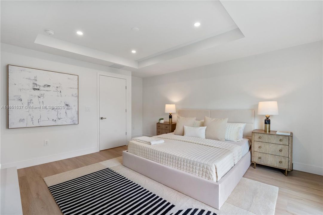 Active With Contract: $3,850 (3 beds, 2 baths, 0 Square Feet)