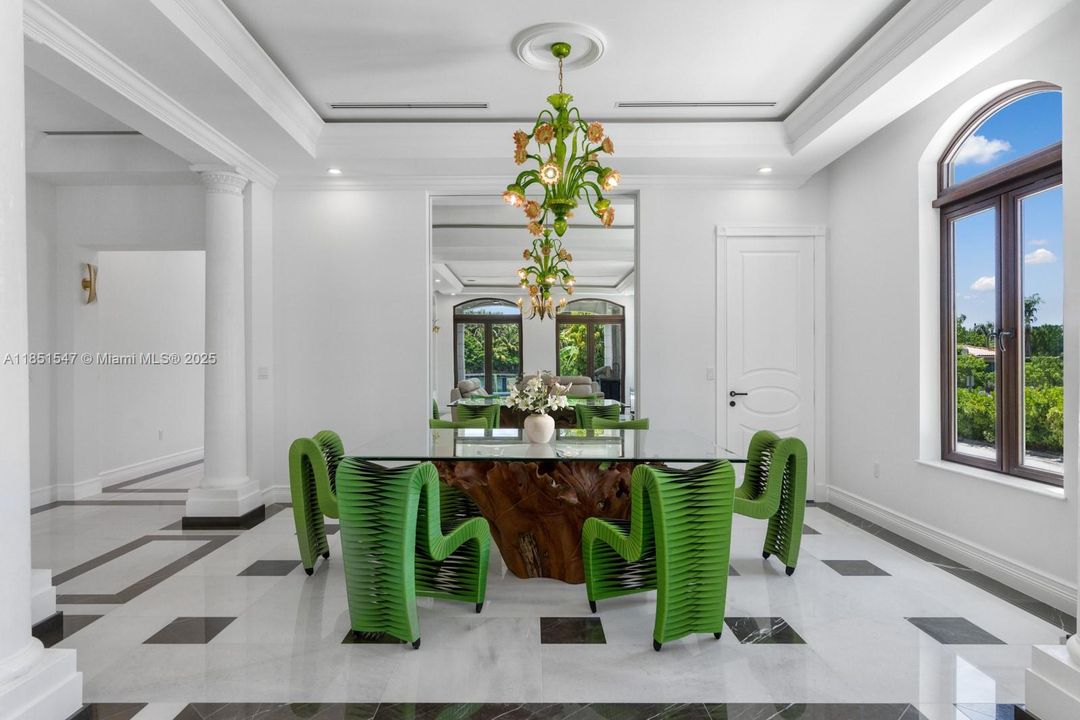 For Sale: $16,149,000 (6 beds, 7 baths, 7000 Square Feet)