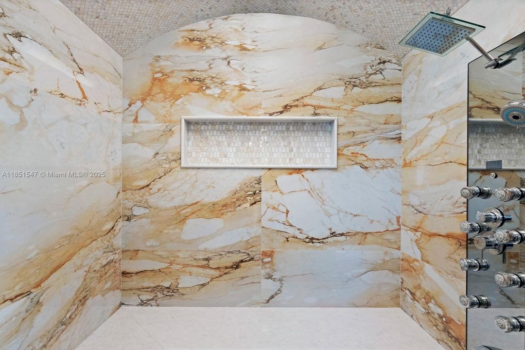 For Sale: $16,149,000 (6 beds, 7 baths, 7000 Square Feet)