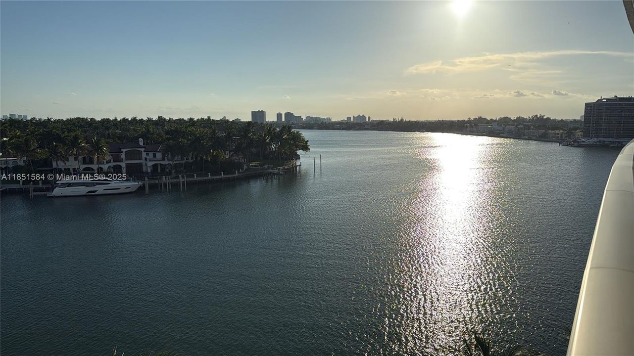 Vendido Recientemente: $995,000 (3 camas, 2 baños, 1304 Pies cuadrados)