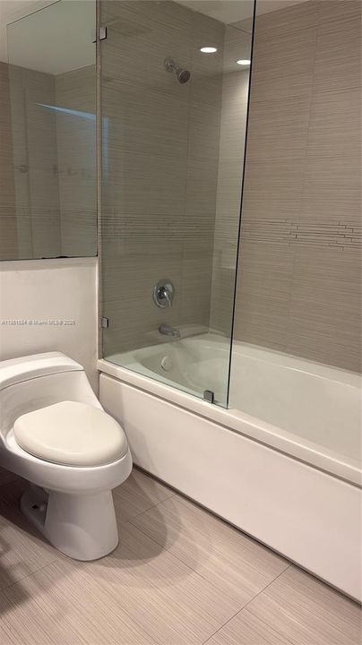 Vendido Recientemente: $995,000 (3 camas, 2 baños, 1304 Pies cuadrados)