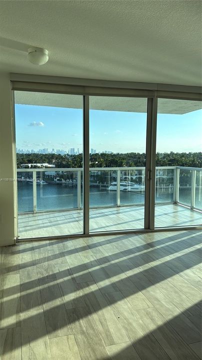 Vendido Recientemente: $995,000 (3 camas, 2 baños, 1304 Pies cuadrados)