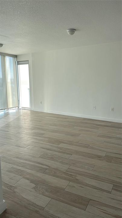 Vendido Recientemente: $995,000 (3 camas, 2 baños, 1304 Pies cuadrados)