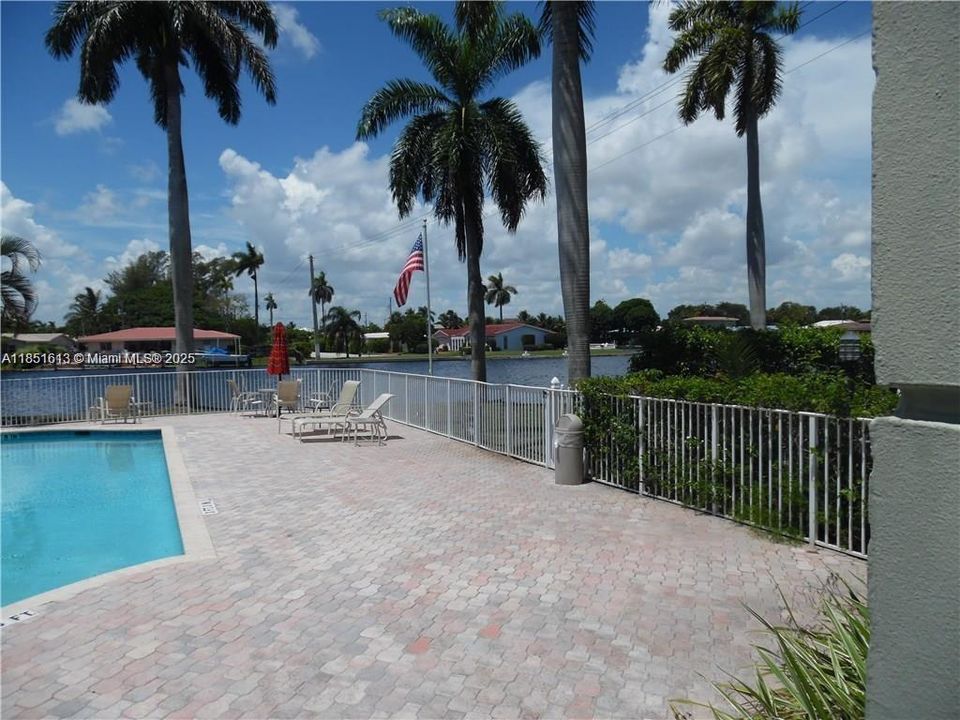 Recientemente alquilado: $1,800 (1 camas, 1 baños, 770 Pies cuadrados)