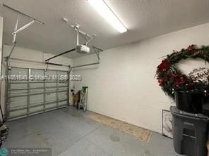 Недавно продано: $399,900 (2 спален, 2 ванн, 1319 Квадратных фут)