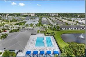 Недавно продано: $399,900 (2 спален, 2 ванн, 1319 Квадратных фут)