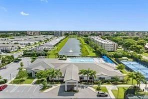 Недавно продано: $399,900 (2 спален, 2 ванн, 1319 Квадратных фут)