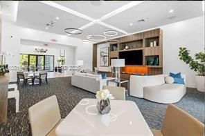 Недавно продано: $399,900 (2 спален, 2 ванн, 1319 Квадратных фут)