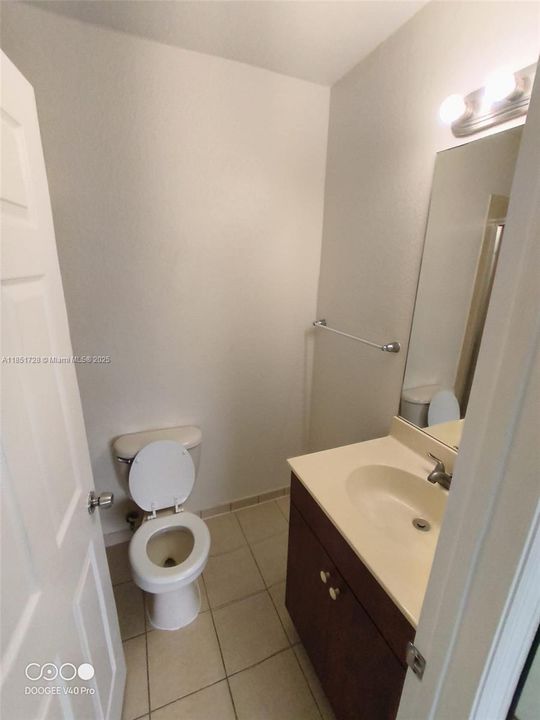 Recientemente alquilado: $2,100 (3 camas, 2 baños, 1318 Pies cuadrados)