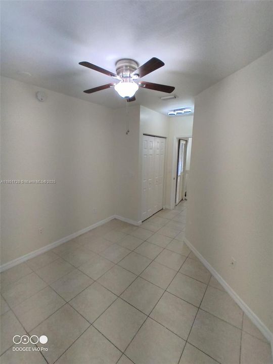 Recientemente alquilado: $2,100 (3 camas, 2 baños, 1318 Pies cuadrados)