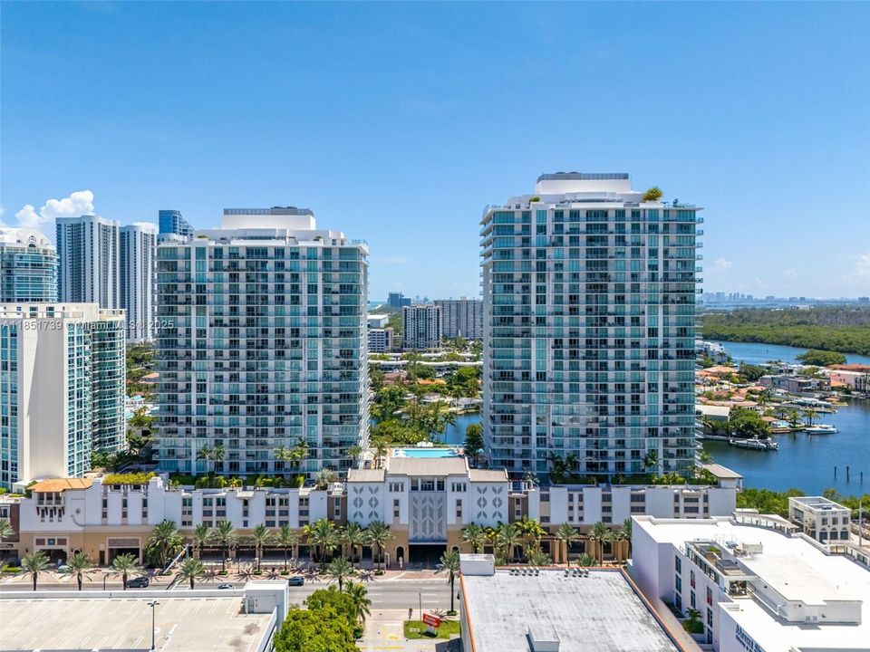 For Sale: $1,600,000 (3 beds, 3 baths, 1892 Square Feet)