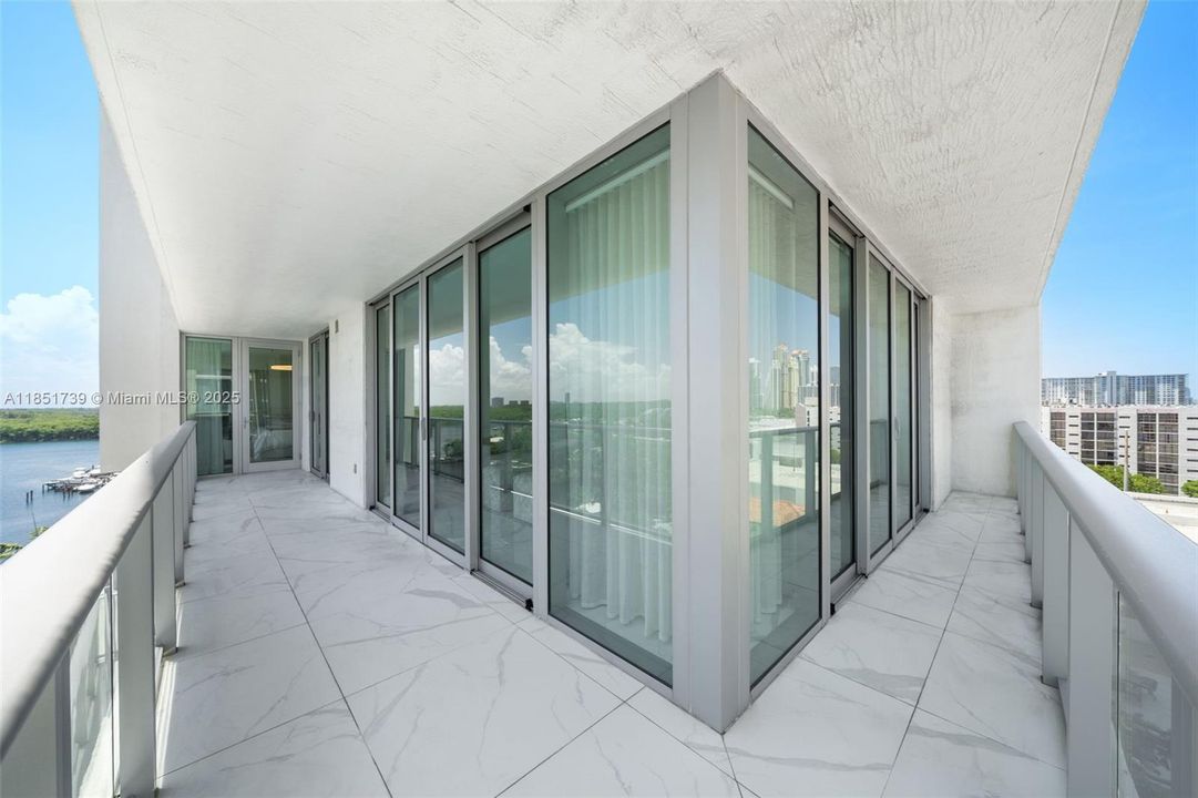 For Sale: $1,600,000 (3 beds, 3 baths, 1892 Square Feet)