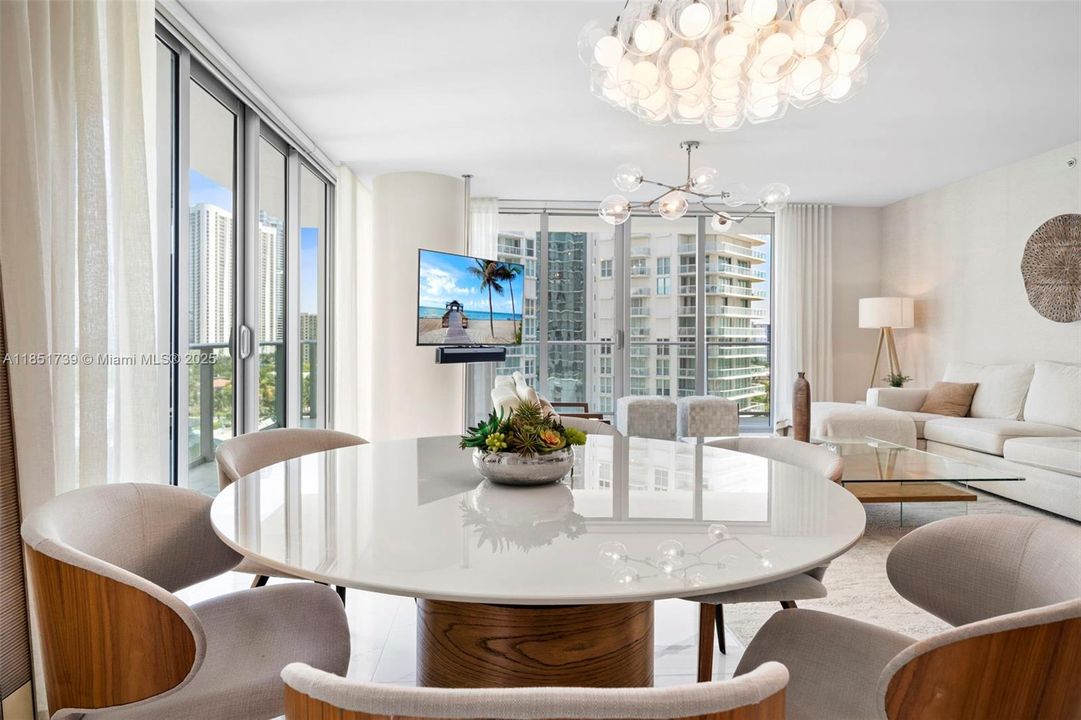 For Sale: $1,600,000 (3 beds, 3 baths, 1892 Square Feet)