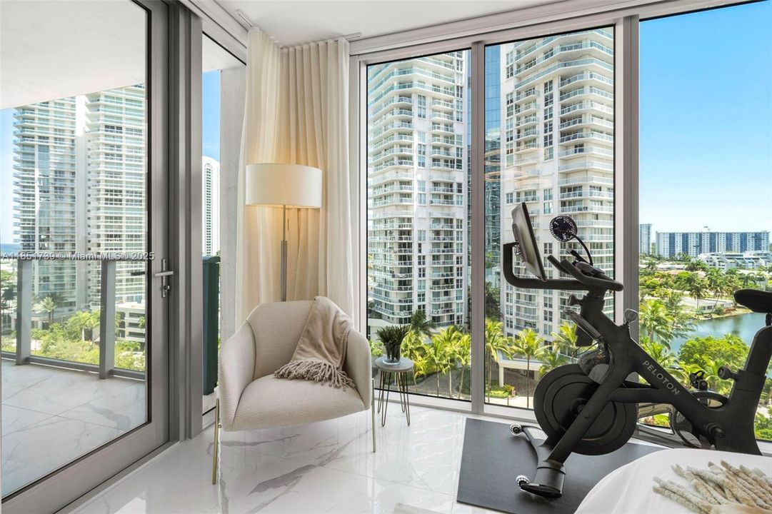 For Sale: $1,600,000 (3 beds, 3 baths, 1892 Square Feet)