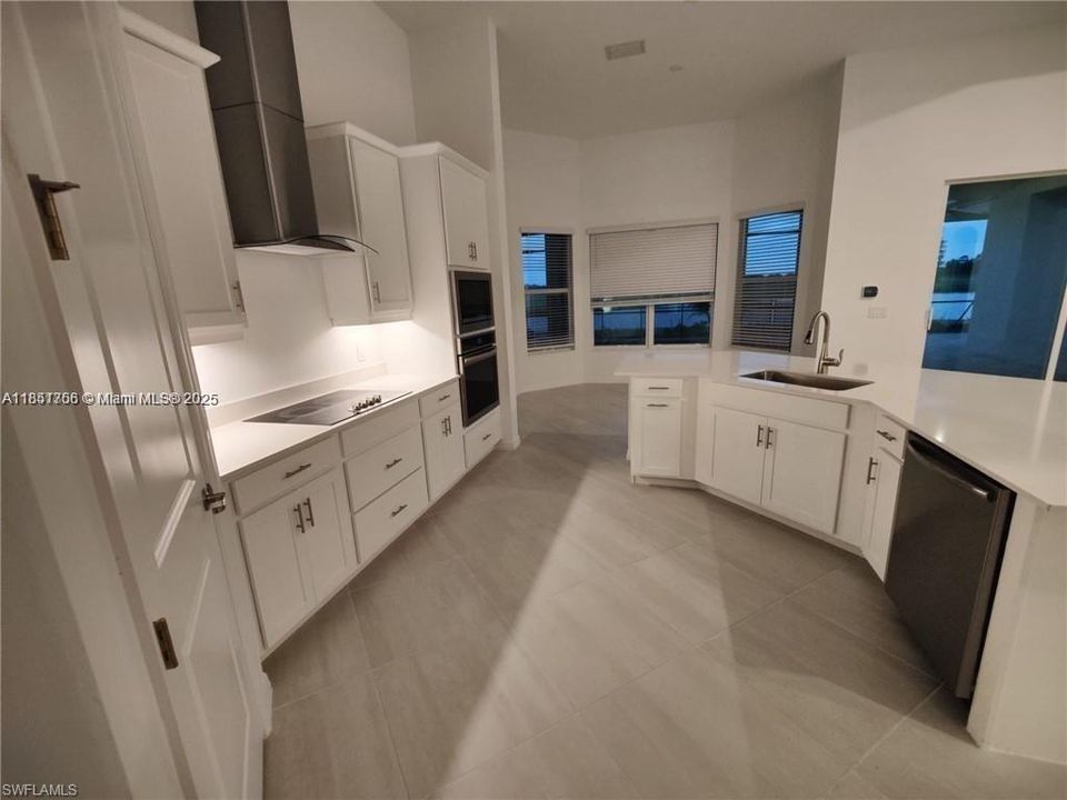 For Sale: $899,000 (3 beds, 3 baths, 0 Square Feet)