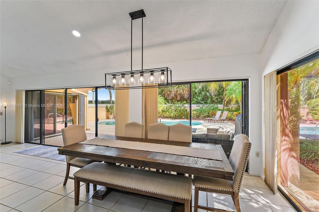 Active With Contract: $10,000 (3 beds, 2 baths, 1889 Square Feet)